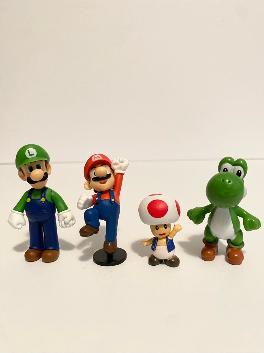 Super Mario Nintendo Toy Figures Luigi Mario Toad Yoshi Lot Bundle